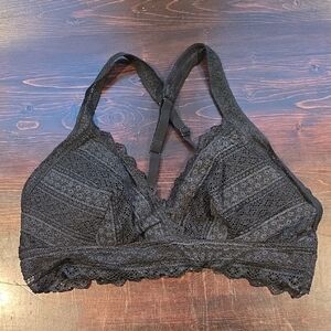 Aerie Black Crochet Lace Bralette V-Neck Adjustable Straps Size L NWOT
